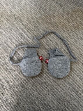 Zutano Newborn Grey Fleece Mittens with Strap
